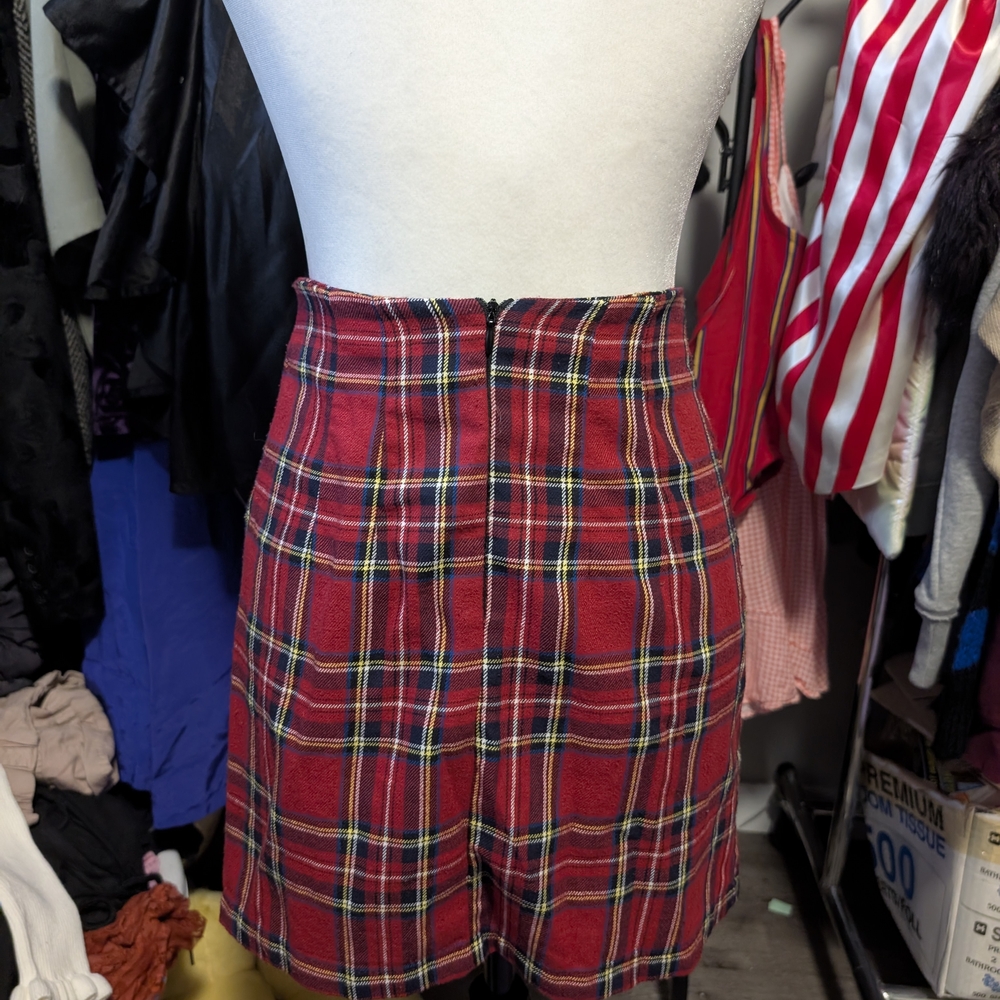 Brandy Melville Red Plaid Mini Skirt - Picture 3 of 7